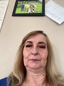 Irina2909xh online show from April 1, 9:54 am