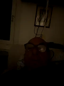 Snapshot of curcuro chatting on November 2, 6:43 pm curcuro online show from November 2, 6:43 pm