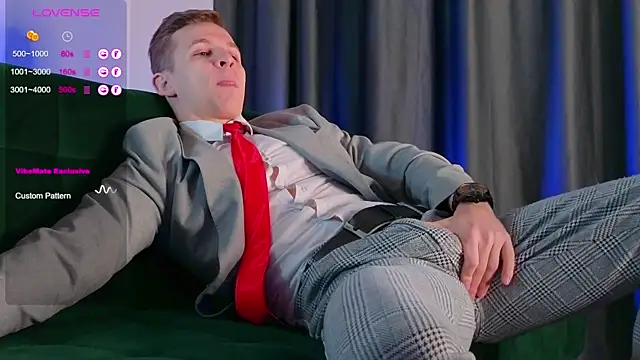 S3Xyes online show from February 21, 1:11 am