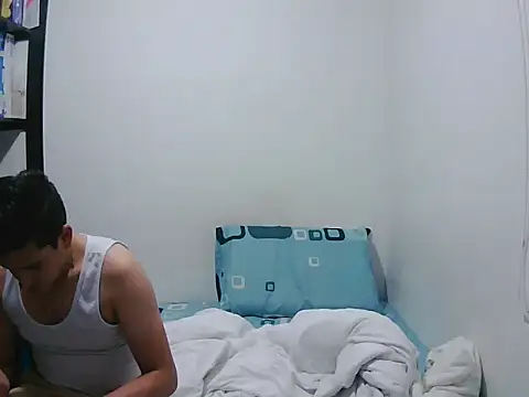 Eduardzmm online show from March 9, 10:47 pm