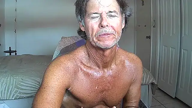 nakeedcowboi65 online show from March 29, 6:30 pm