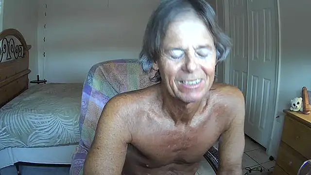 Snapshot of nakeedcowboi65 chatting on July 13, 11:46 am nakeedcowboi65 online show from July 13, 11:46 am
