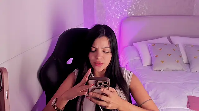 Snapshot of salome__11 chatting on January 7, 4:29 am salome  11 online show from January 7, 4:29 am