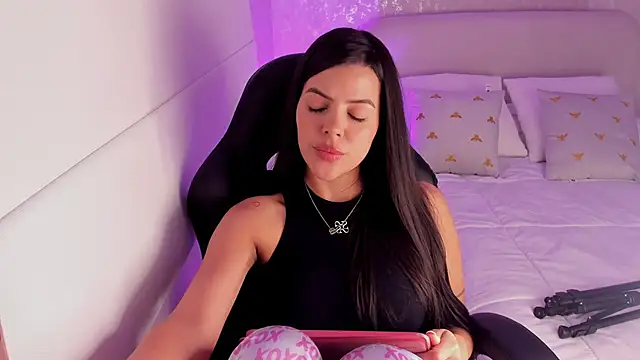 Snapshot of salome__11 chatting on January 17, 3:45 am salome  11 online show from January 17, 3:45 am