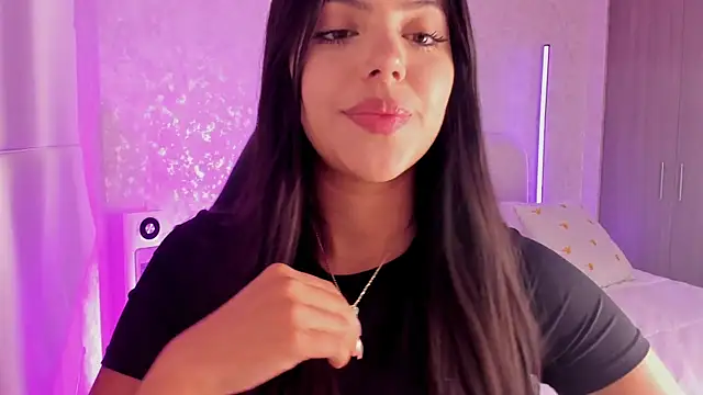 Snapshot of salome__11 chatting on February 3, 2:03 am salome  11 online show from February 3, 2:03 am