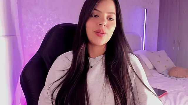 Snapshot of salome__11 chatting on February 10, 5:25 am salome  11 online show from February 10, 5:25 am