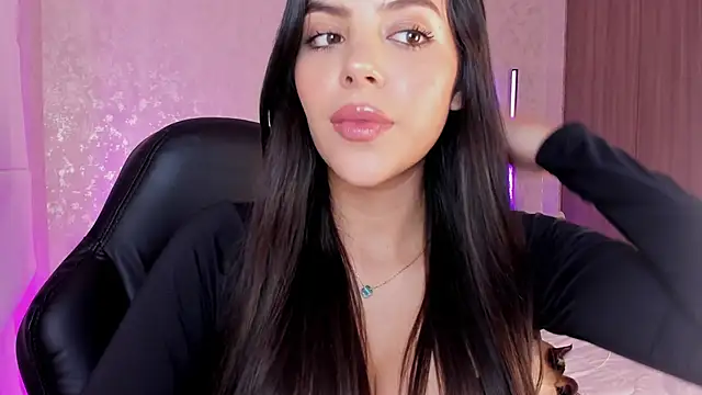 Snapshot of salome__11 chatting on February 20, 3:45 am salome  11 online show from February 20, 3:45 am