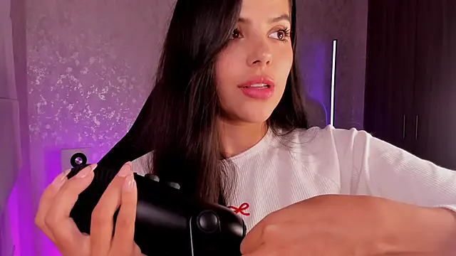 Snapshot of salome__11 chatting on February 23, 4:28 am salome  11 online show from February 23, 4:28 am