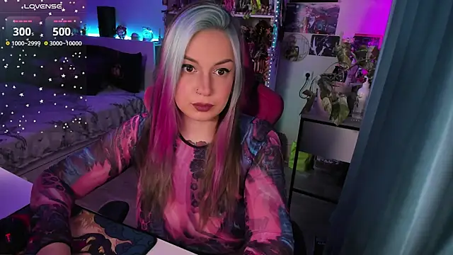 ChloeKohaku online show from January 13, 4:50 am