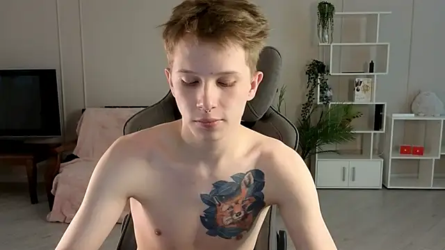 Snapshot of arlekincrop chatting on September 10, 1:49 am arlekincrop online show from September 10, 1:49 am