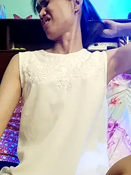 QueenSoreal online show from March 5, 3:41 pm