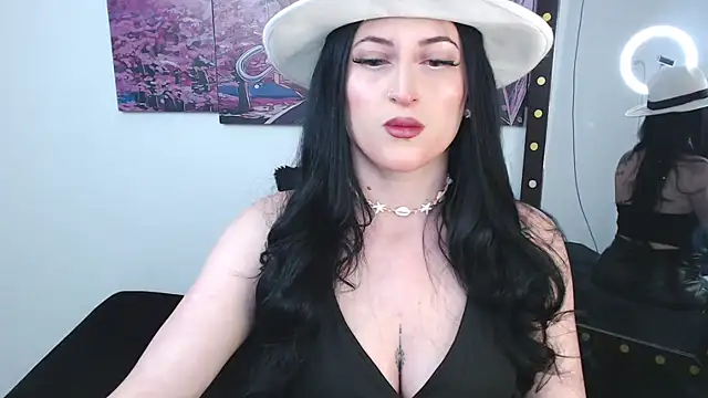 Evelyn Sheeran online show from October 29, 2:36 am