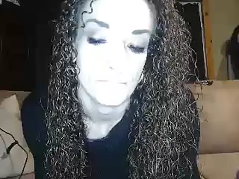 Snapshot of AshleyRain chatting on December 19, 6:01 am AshleyRain online show from December 19, 6:01 am