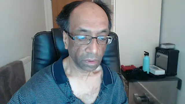 Snapshot of rauncher1 chatting on March 19, 9:02 am rauncher1 online show from March 19, 9:02 am