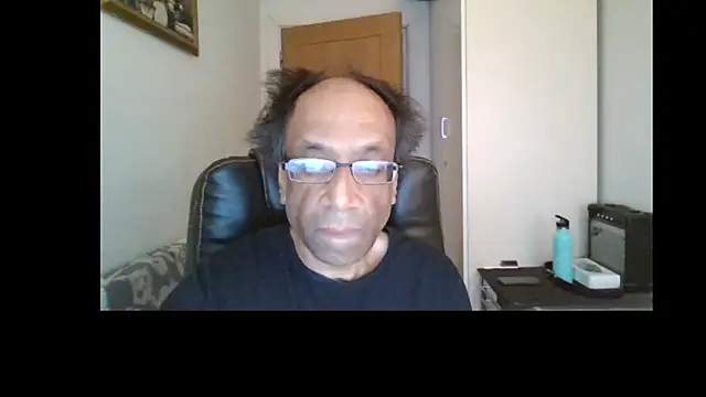 rauncher1 online show from May 16, 8:33 am