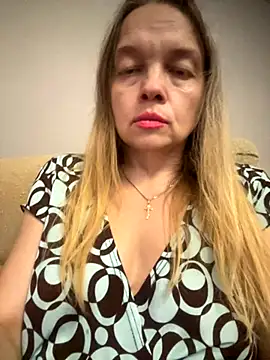 Snapshot of Susanel chatting on September 15, 4:40 pm Susanel online show from September 15, 4:40 pm