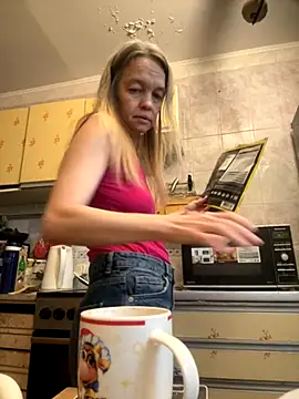 Susanel online show from November 17, 12:11 pm