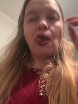 Susanel online show from November 21, 4:38 pm