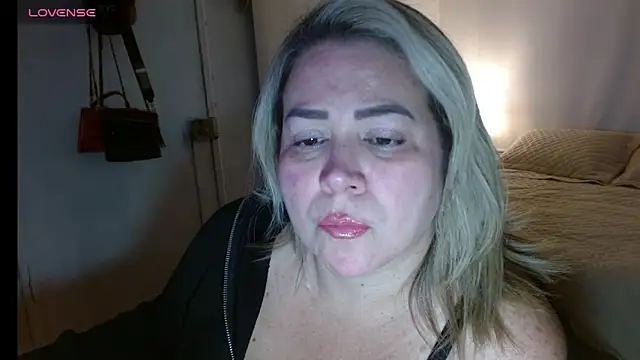 bella savati online show from October 11, 11:14 pm