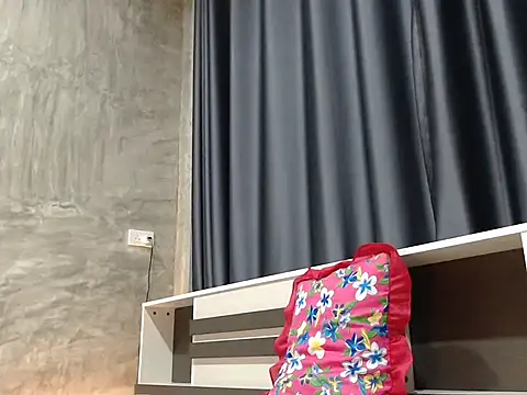 Snapshot of nareethai chatting on December 21, 11:01 am nareethai online show from December 21, 11:01 am