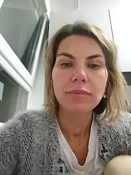 FeliciaKrige online show from March 31, 10:10 pm