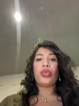 SQUIRTINGQUEEN11 online show from November 30, 2:04 am