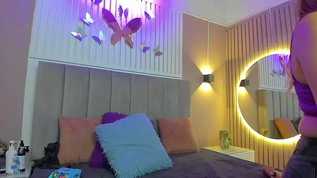 chantall1375 online show from March 2, 4:42 pm