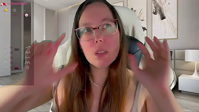 Snapshot of Victoria_Romans chatting on October 14, 4:41 pm Victoria Romans online show from October 14, 4:41 pm