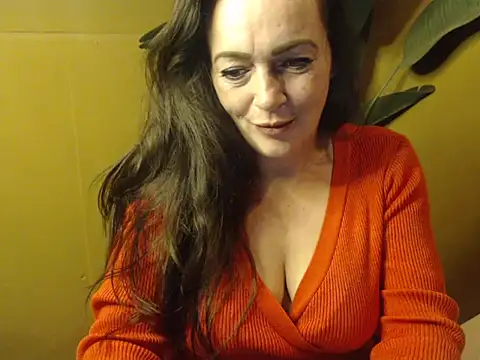 cloe85nl online show from December 27, 2:22 pm