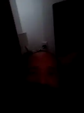 Snapshot of bragaa56 chatting on February 1, 8:46 am bragaa56 online show from February 1, 8:46 am