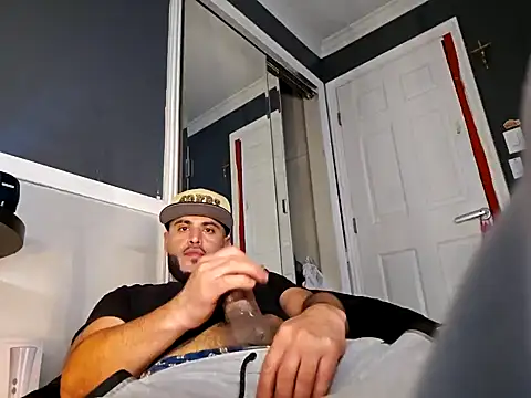 gardy8585 online show from January 15, 8:26 pm