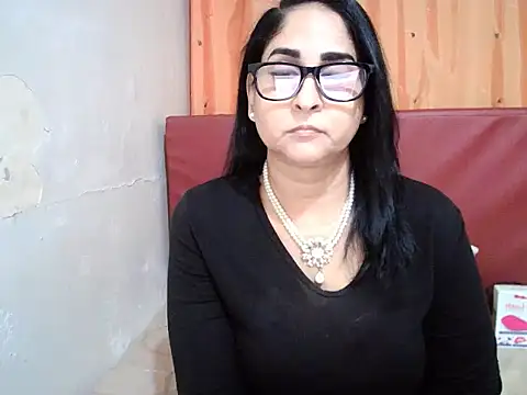 Indiankushy online show from November 17, 4:46 pm