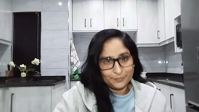 Snapshot of Indiankushy chatting on July 29, 6:17 pm Indiankushy online show from July 29, 6:17 pm