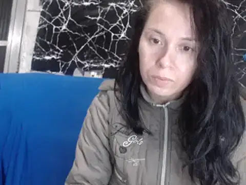 Snapshot of Venusluxodomme chatting on July 13, 2:03 am Venusluxodomme online show from July 13, 2:03 am