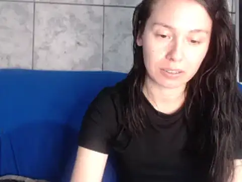 Snapshot of Venusluxodomme chatting on August 7, 11:18 pm Venusluxodomme online show from August 7, 11:18 pm