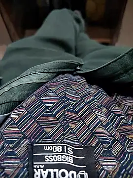 Snapshot of rocksred1 chatting on January 16, 9:19 pm rocksred1 online show from January 16, 9:19 pm