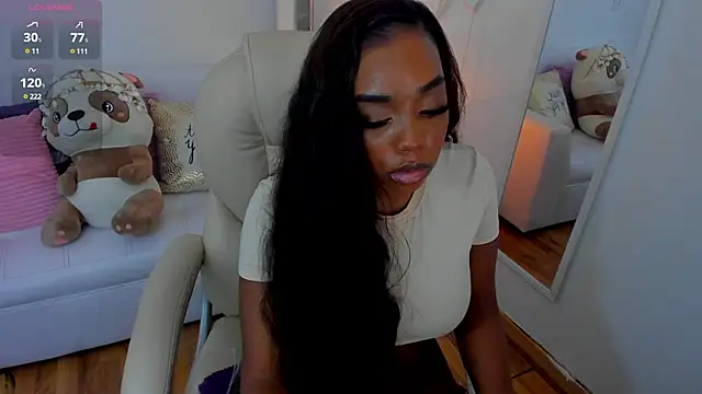 zobe love online show from February 12, 10:04 pm