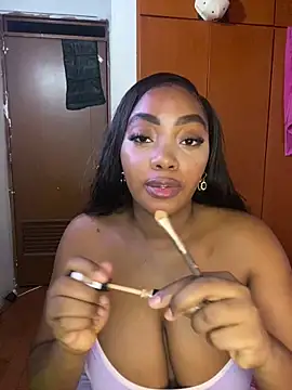 Snapshot of MonicaSex_ chatting on January 6, 11:29 pm MonicaSex online show from January 6, 11:29 pm