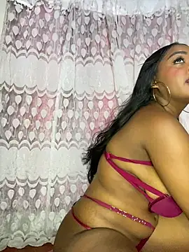 Snapshot of MonicaSex_ chatting on March 10, 10:59 pm MonicaSex online show from March 10, 10:59 pm