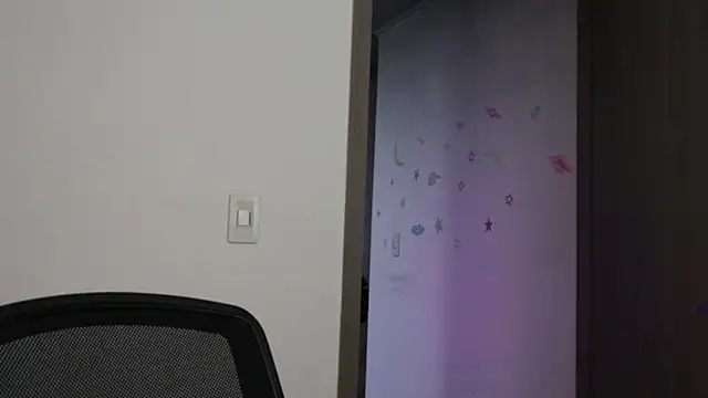 trieone online show from September 28, 11:10 pm