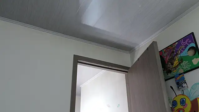 trieone online show from February 26, 2:05 pm