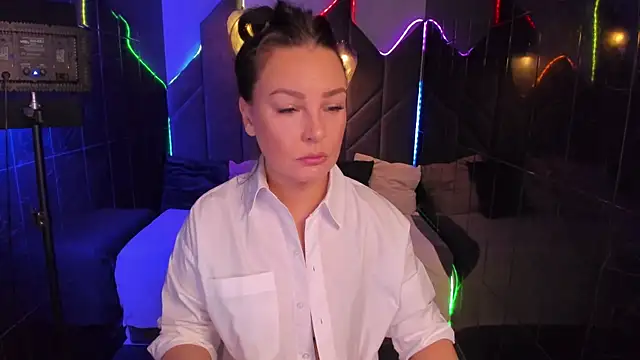 MilenaMellow online show from November 20, 8:30 pm