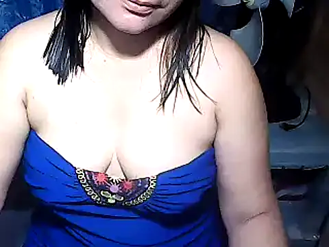 Snapshot of lovely4all101 chatting on February 2, 11:00 pm lovely4all101 online show from February 2, 11:00 pm
