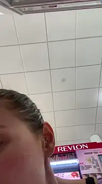 lolabunny9 online show from December 18, 6:46 pm