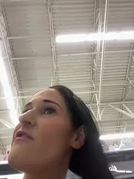 lolabunny9 online show from January 11, 9:46 pm