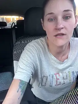 lolabunny9 online show from January 29, 1:07 pm