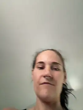 lolabunny9 online show from September 16, 1:23 pm