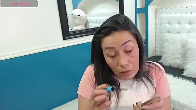 gaby trent online show from February 15, 6:23 pm