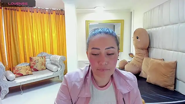 gaby trent online show from March 5, 3:51 pm