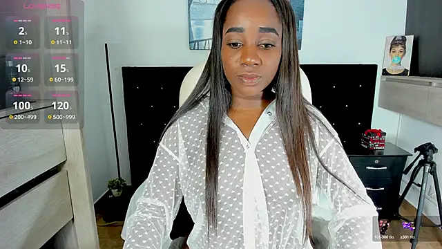 cristaaalclocks1 online show from April 13, 1:16 pm